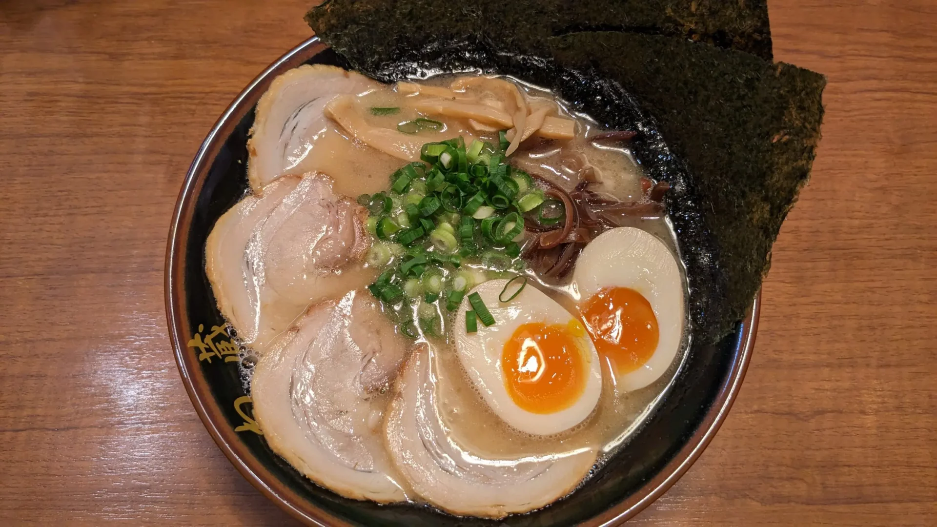 Okachimachi_tonkotsuramen